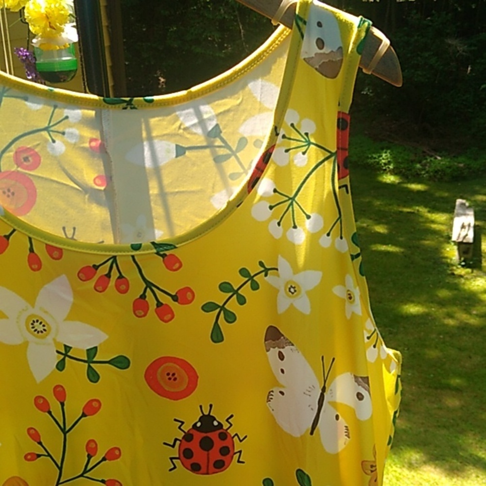 Dress - Picture 2 of 5